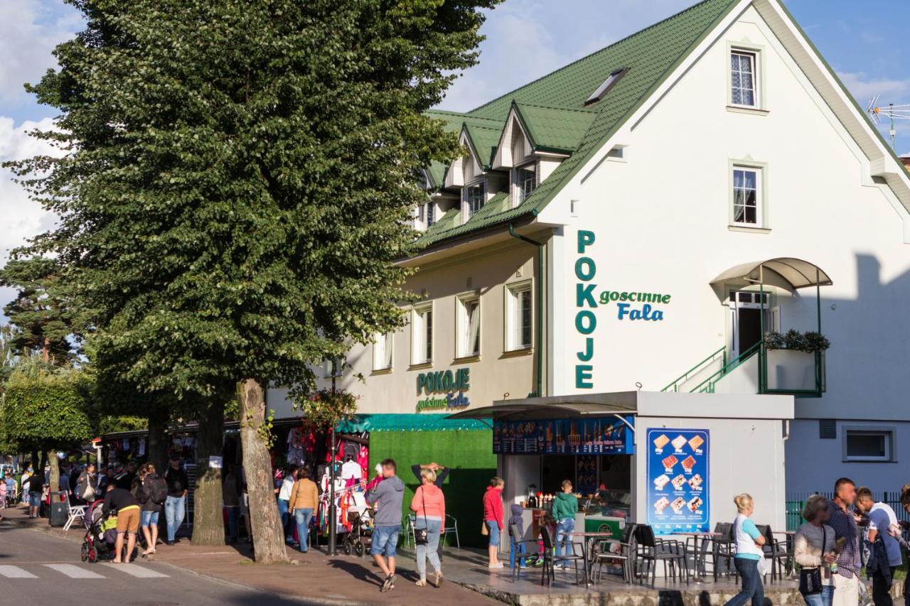 Pokoje Goscinne Fala Pobierowo Exterior photo