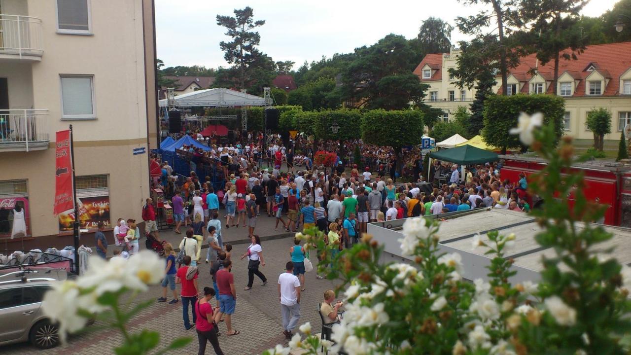 Pokoje Goscinne Fala Pobierowo Exterior photo